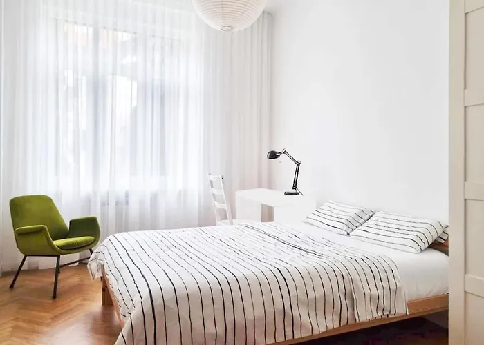 J Street Cozy Apartments - A2